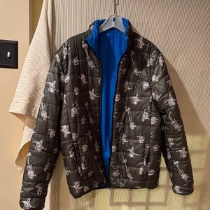 Disney Donald Duck puffer Reversible jacket in size L. Unisex